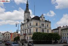 Na czas remontu samorządowcy opuszczą ratusz Mini_pt-rocznica11