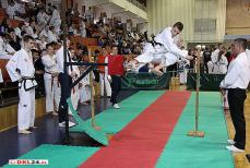Juniorzy młodsi walczą na mistrzostwach taekwon-do Mini_pt-slupiec00