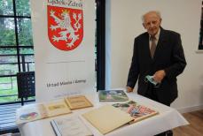 Piękny jubileusz sędziwego fotografa Mini_pt-pikula0