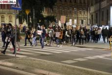 Protesty kobiet gniewem narodu Mini_2u2a2336