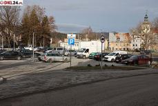 W perspektywie okazały parking pod Trojakiem Mini_pt-parkingt0