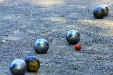 Wśród seniorów rośnie popularność gry w boule Mini_pt-boule