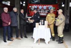 Strażacy ochotnicy wiedzą skąd czerpać nie tylko wodę Mini_001