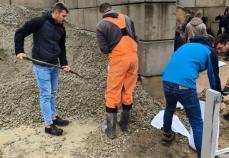 Nie kazali na siebie czekać Mini_pt-pomocnik2