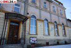 SZCZYTNA - Dom kultury doczeka się świeżej elewacji(?) Mini_2u2a1330