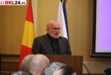 CZYTELNICY > REDAKCJA - Słowa przeciw słowom Mini_2u2a1386