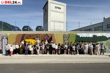 Slider_dkl24-nowa-ruda-mural-07