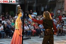 KŁODZKO - >>Dzikie Koty<< grasowały na rynku Mini_2u2a4325