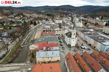 Slider_dkl24-2024-12-18-ladek-zdroj-briefing-wody-polskie-3